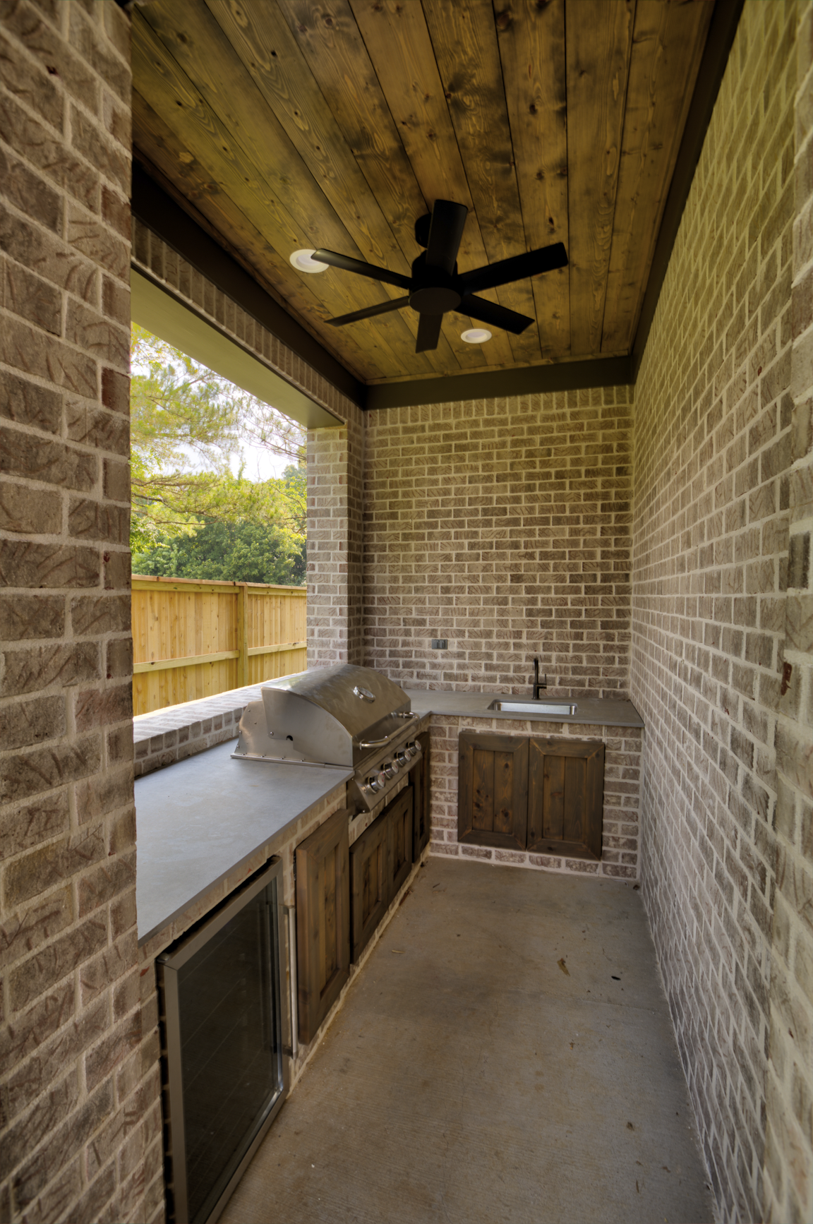 Outdoor kitchen - 2021 St. Jude Dream Home, Memphis, TN